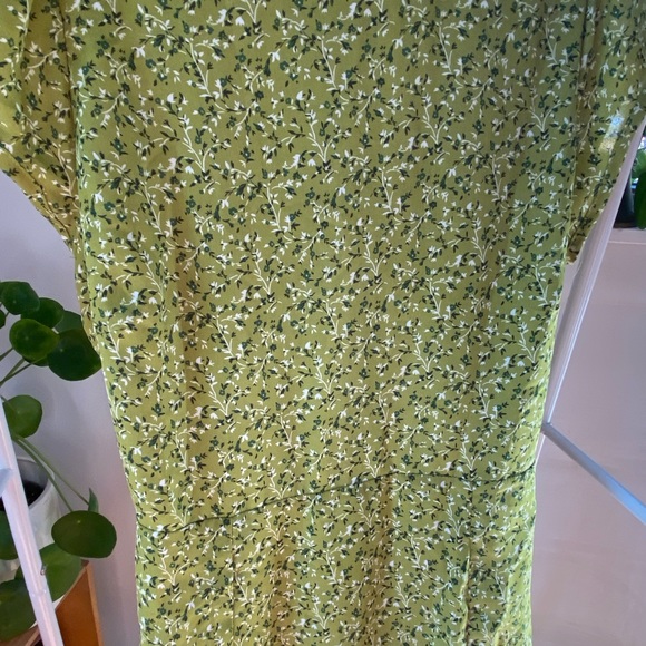 Boutique Summer Green Dress - Picture 3 of 4